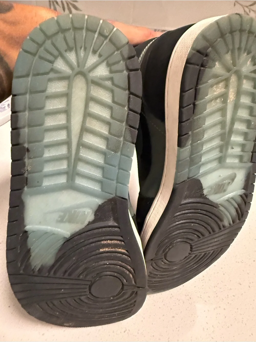 Jordan 1 High Gore-Tex - Black/Blue/Olive
